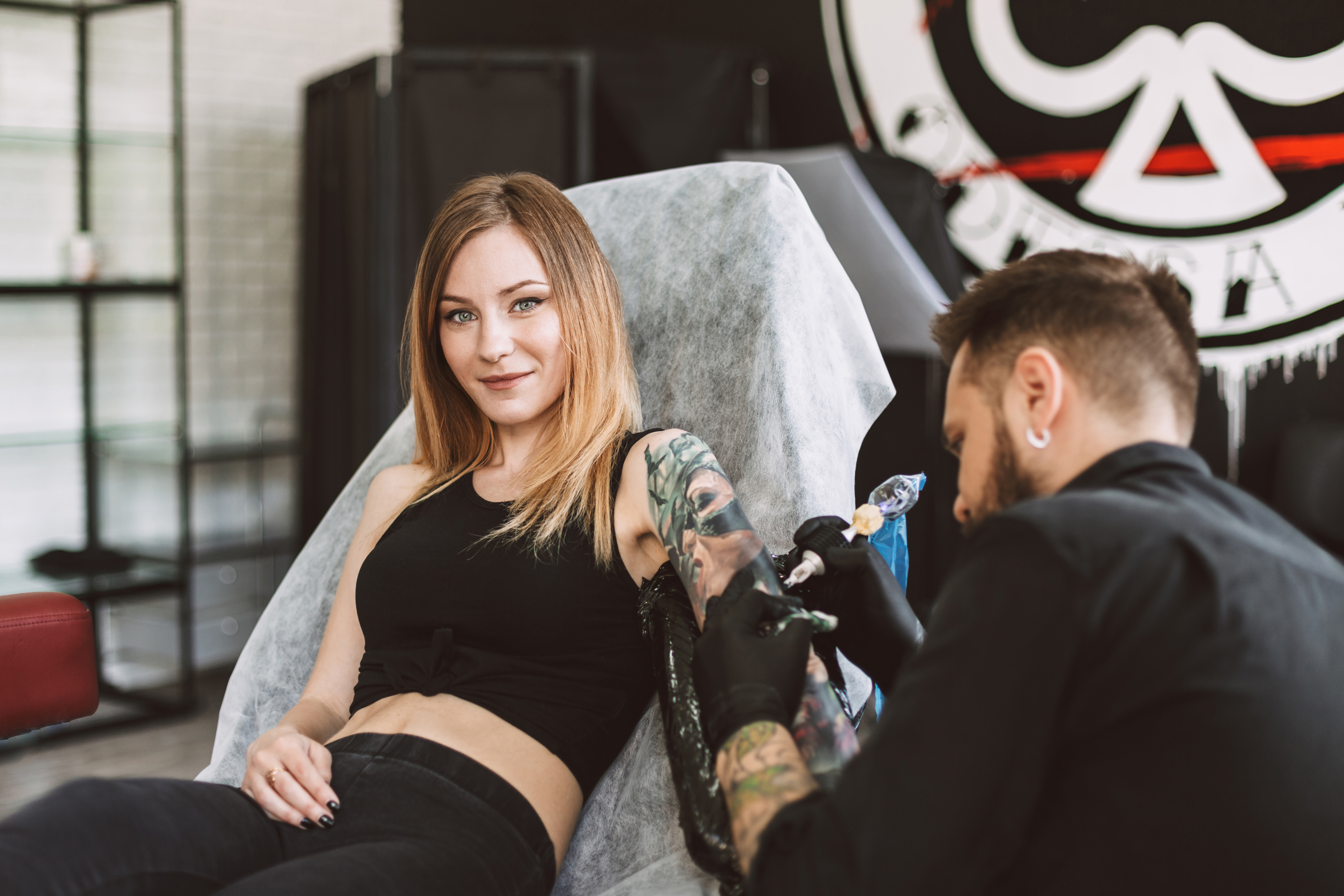 Wo man Kunden für ein Tattoo-Studio findet