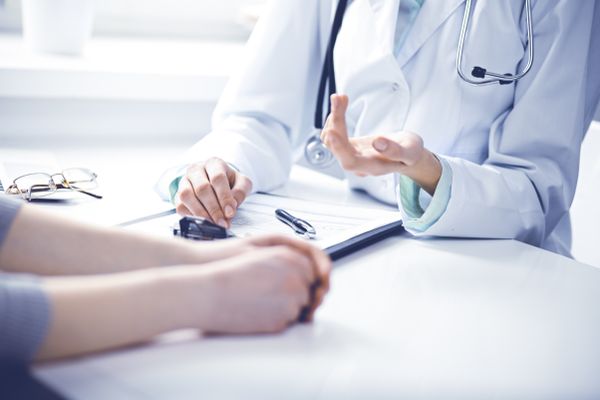 Wie man eine Klinik benennt